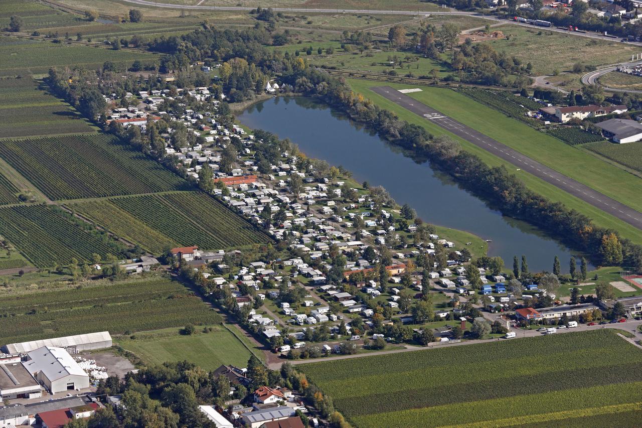 Knaus Campingpark Bad Dürkheim Εξωτερικό φωτογραφία